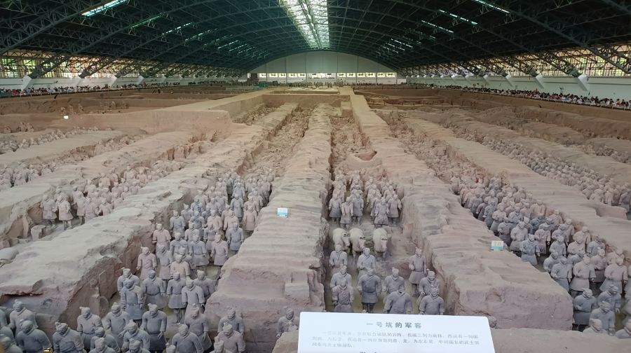 西安秦始皇兵馬俑博物館+人員導覽+耳機組合【含門票丨可選場次丨贈無線耳機使用丨專業人員深度導覽】