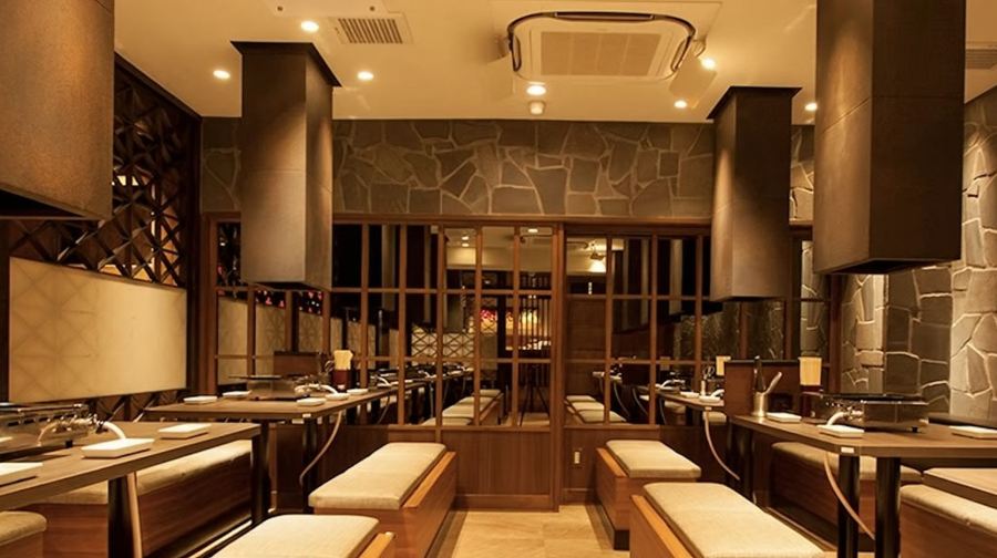 【肉屋の台所　新宿店】可選三種自助餐