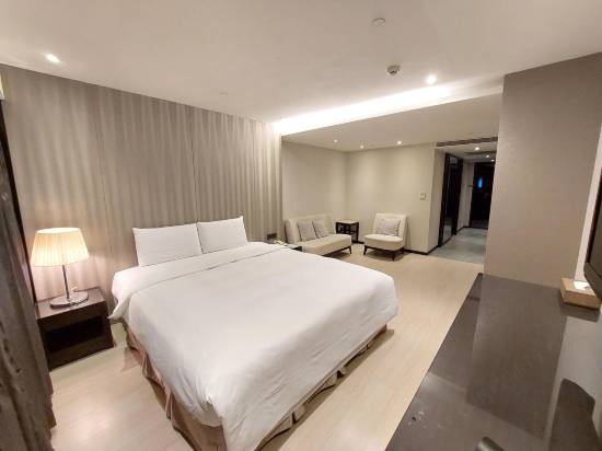 塔木德酒店-高雄愛河館