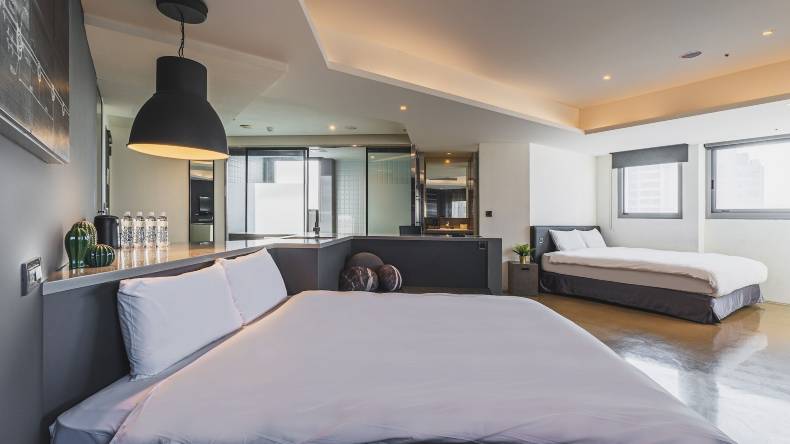 雀客旅館台中黎明