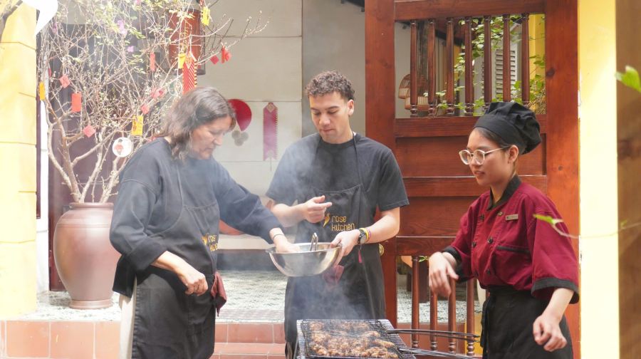 河內美食都有哪些？來體驗越南粉、越南河粉和新鮮春捲的美味吧！