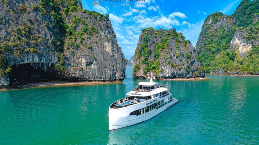 河內下龍灣一日遊【20年船隊+豪華郵輪+獨木舟+海鮮自助餐】