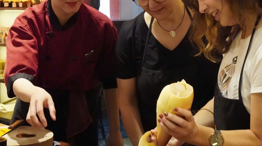 河內烹飪體驗：製作 Phở 和 Bánh Xèo + 享用免費越南咖啡
