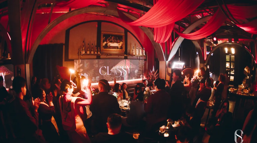曼谷Classy Thonglor高空夜店美食體驗