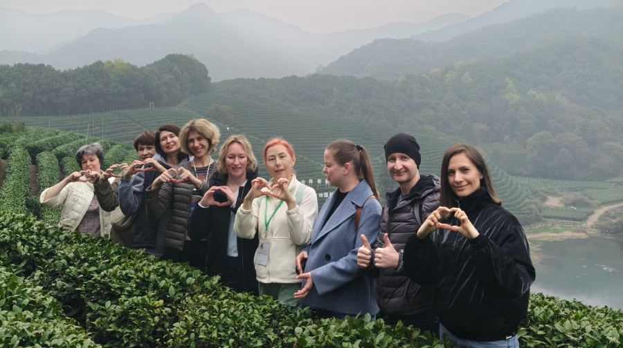 Eatwith共饗時刻-杭州-茶鄉採茶輕徒步，探索富氧水庫的奧秘所在