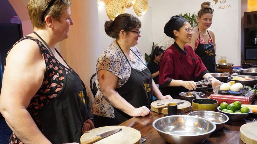 河內烹飪體驗：製作 Phở 和 Bánh Xèo + 享用免費越南咖啡