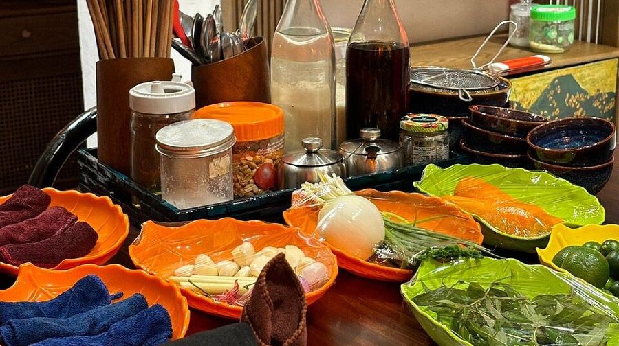 傳統風味：河內隱密花園烹飪體驗：越南煎餅、越南粉和雞塊