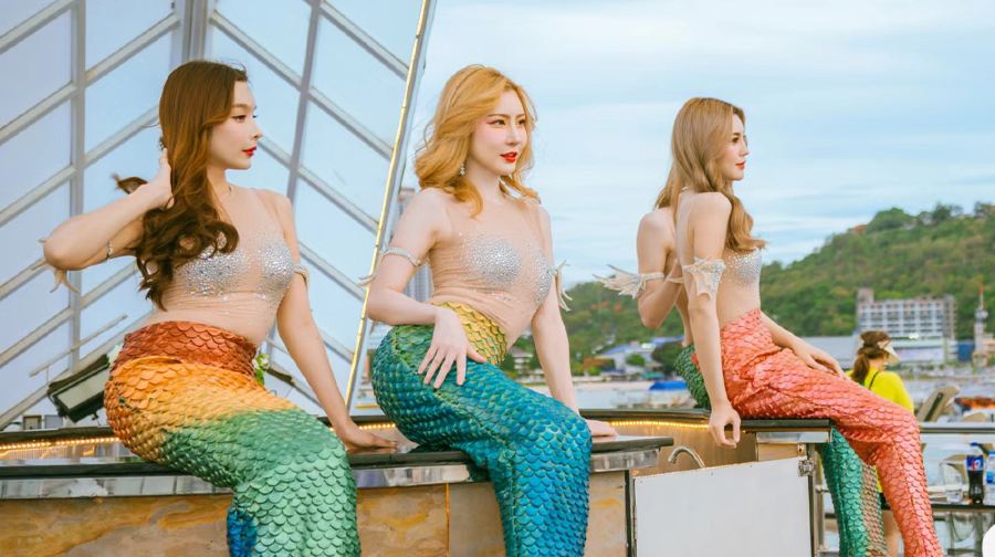 芭提雅東方公主號遊船海天盛宴美人魚男模歌舞秀豪華自助餐海上餐廳夜遊芭提雅