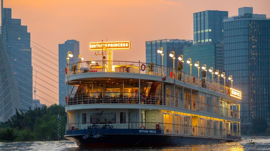 胡志明市濱城市公主號豪華晚餐遊船