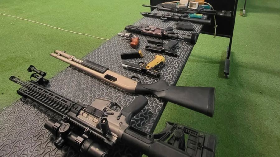 【接駁車接送】芭提雅射擊light bullet射擊館一日遊
