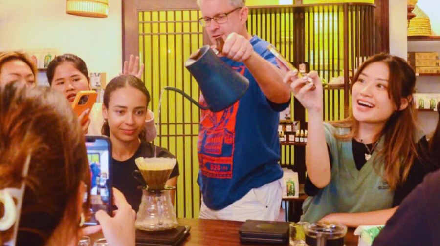 親手製作越南粉和咖啡課程：在秘密花園別墅像當地人一樣烹飪和沖泡