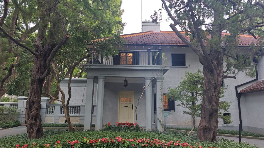 上海宋慶齡故居紀念館+武康大樓+武康路 導覽講解2小時提供耳機