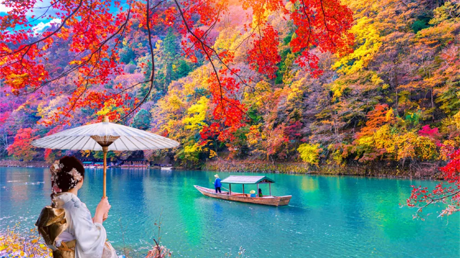 京都三千院嵐山一日遊【小火車,竹林小徑,天龍寺,渡月橋】賞楓