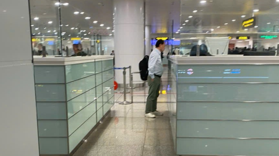 胡志明/河內/峴港/芽莊VIP帶關送關服務快速通關通道代填落地表