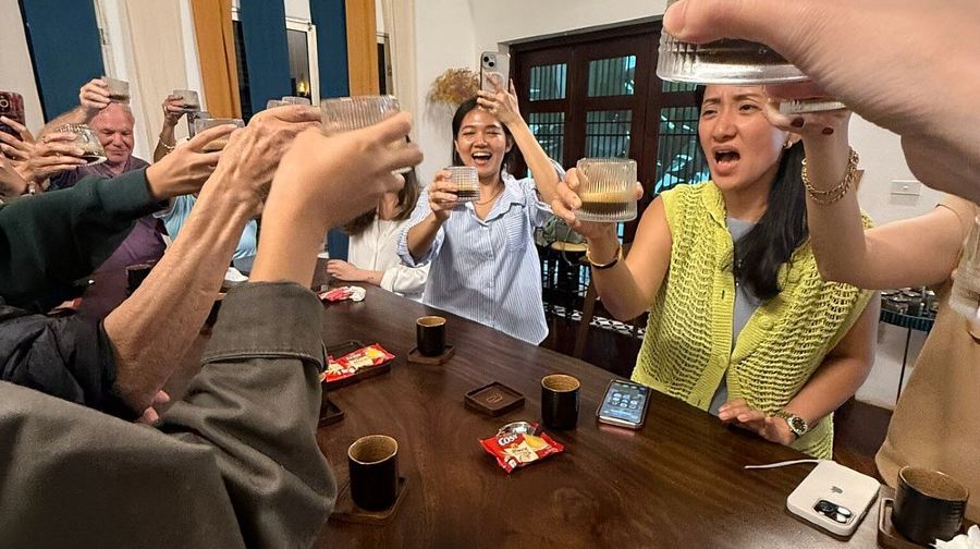河內咖啡工作坊與當地故事講述者一起製作 6 種獨特的 Phin Brews