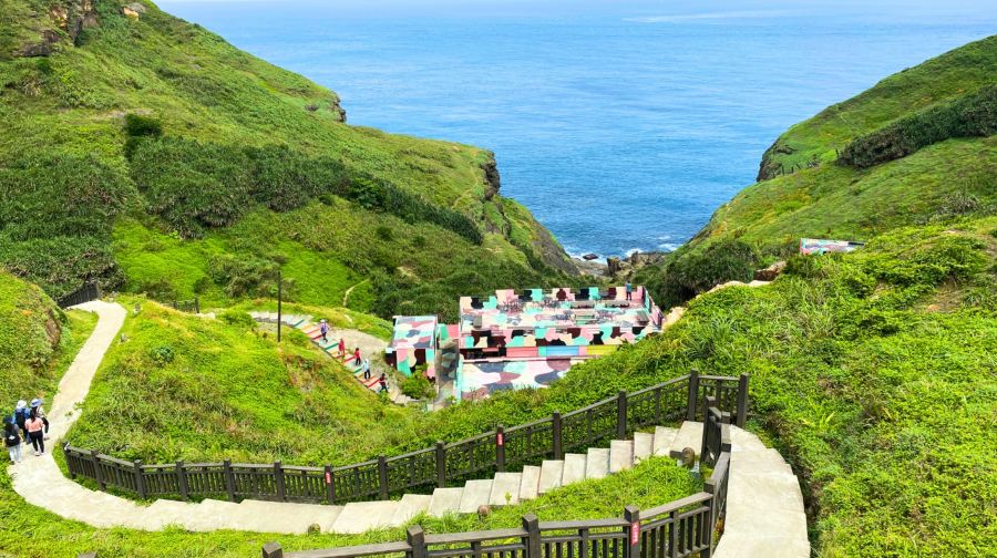 台北鼻頭角地質公園+正濱漁港+和平島地質公園+基隆廟口夜市一日遊