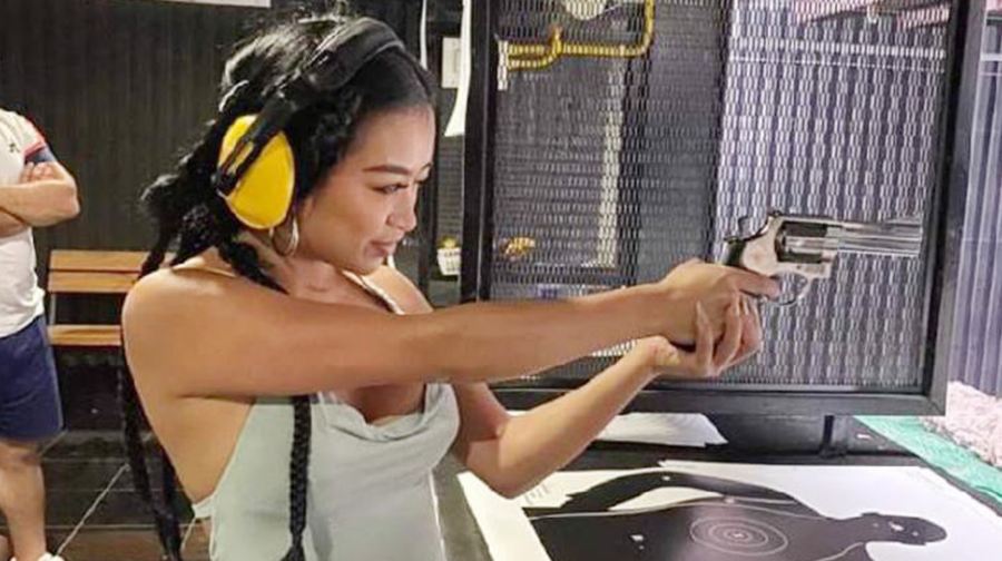 泰國旅遊布吉島芭東步行街射擊真槍打靶運動競技娛樂巴東射擊體驗