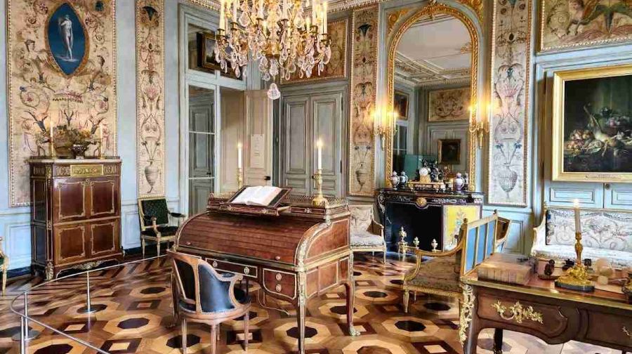 海軍府總監公寓票券成人