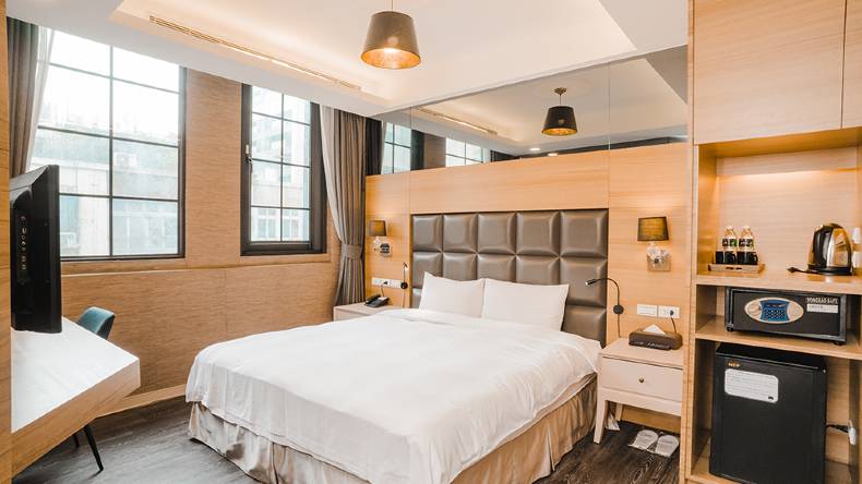 皇家玫瑰旅館-西門館