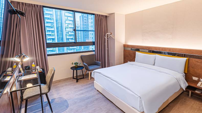 雀客旅館台中青海