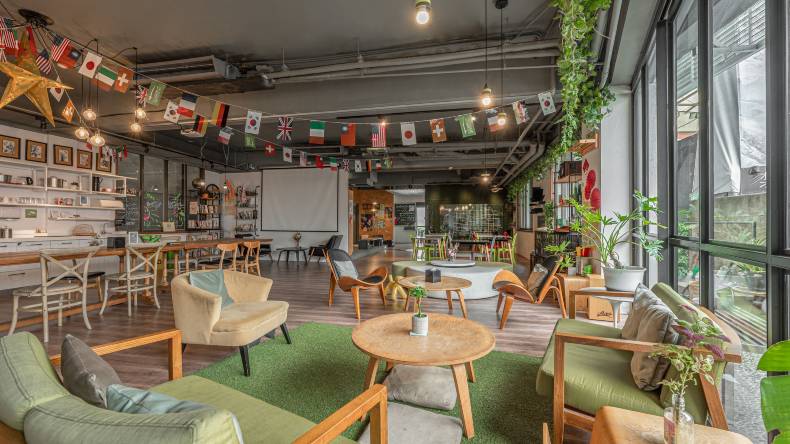 仲青行旅台南館